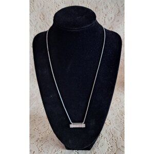 EUC Kendra Scott Leanor Necklace Silver With Rose Quartz Pendant